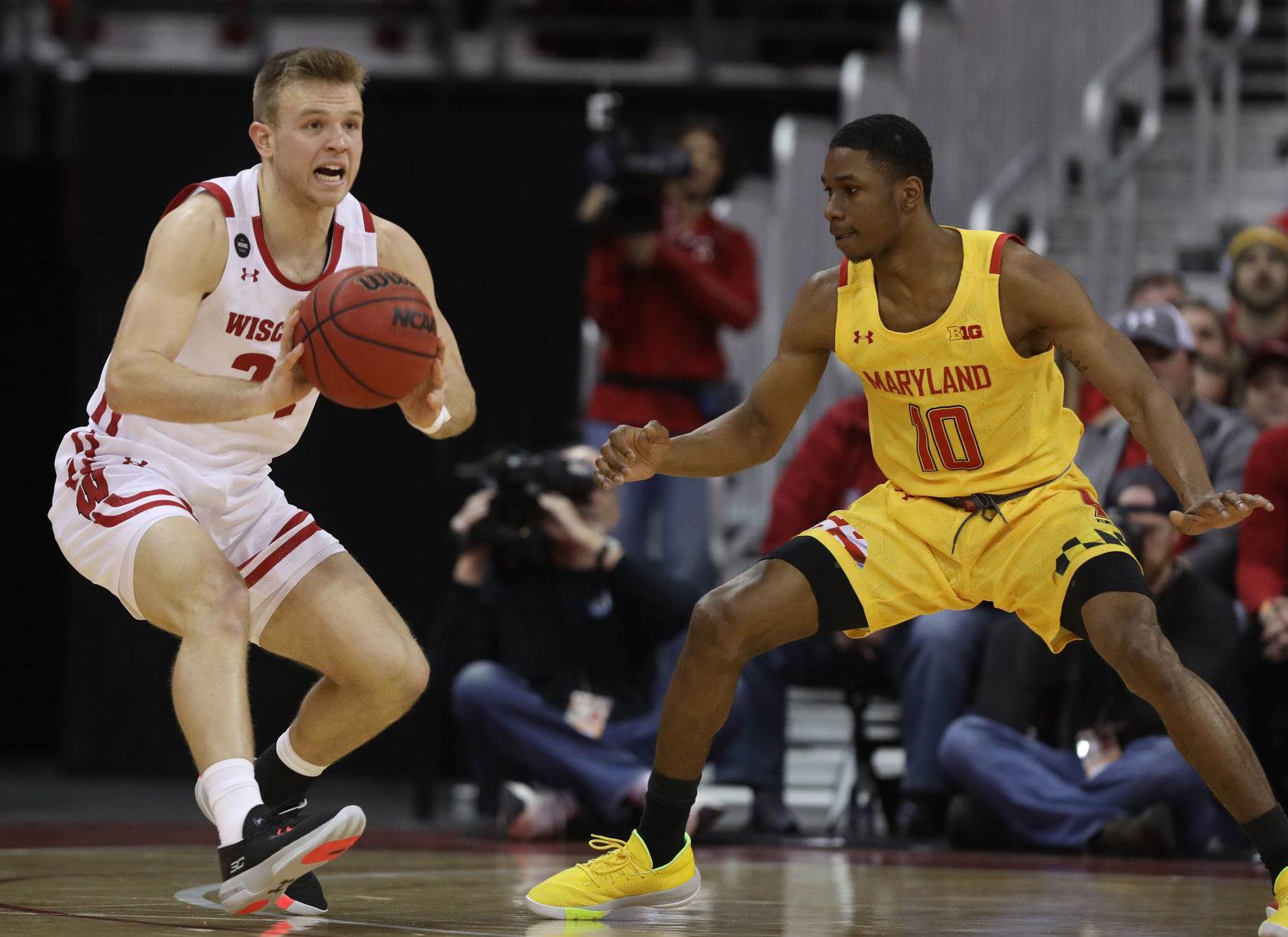 Badgers 56, Terrapins 54